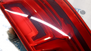 Right headlight Audi Q7 16-19 scratches