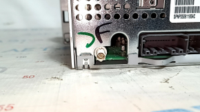 Jeep Patriot 11-17 radio tape recorder scratch