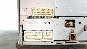 Subaru Outback 10-11 Radio Cassette Player Scratches