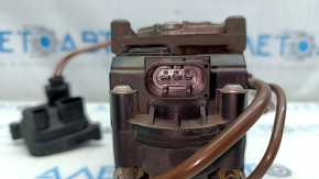 Audi Q7 16-23 air suspension compressor missing bracket, control unit mounts broken
