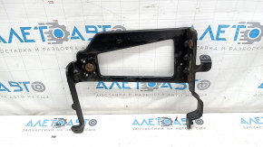 Left additional radiator bracket for Audi Q7 16-19 3.0T, metal