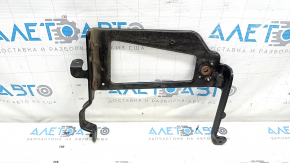 Right additional radiator bracket for Audi Q7 16-19 3.0T, metal