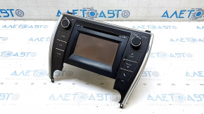 The display radio disc player of the Toyota Camry v55 15-17 USA has worn buttons.