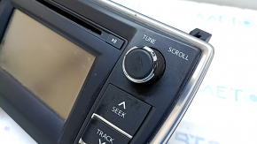 The display radio disc player of the Toyota Camry v55 15-17 USA has worn buttons.