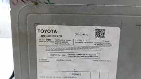 The display radio disc player of the Toyota Camry v55 15-17 USA has worn buttons.