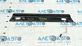 Front left outer door sill trim for Audi Q7 16-25, black with chrome, backlit, scratches