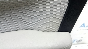 Subaru Forester 17-18 SJ front right door panel, black with gray cloth insert, gray leather armrest, with handle, with gray overlay, for cleaning
