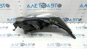 Subaru Forester 17-18 SJ halogen front right headlight, scratches, peeling varnish
