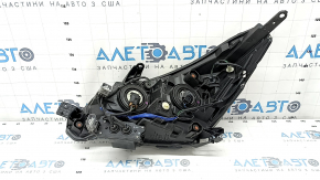 Subaru Forester 17-18 SJ halogen front right headlight, scratches, peeling varnish