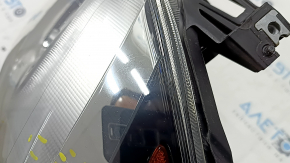 Subaru Forester 17-18 SJ halogen front right headlight, scratches, peeling varnish