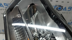 Subaru Forester 17-18 SJ halogen front right headlight, scratches, peeling varnish