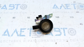 The tweeter speaker in the front pillar, right, Audi Q7 16-25, upper Bose, is dented