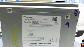 Toyota Camry V70 monitor, display, 18-19 scratches