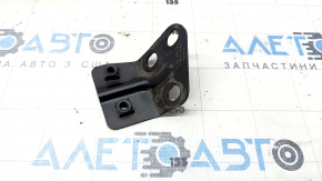 Lower right side member bracket mount for Audi Q7 16-25