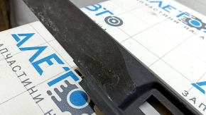 Left sill for a Subaru Forester 14-18 SJ, scuffed, with nicks and scratches