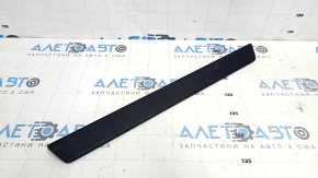 Front right outer door sill trim for Toyota Prius V 12-17, black, scratches