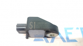 Toyota Prius V 12-15 front left airbag sensor on TV