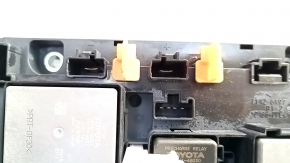 Toyota Venza 21- Relay Box