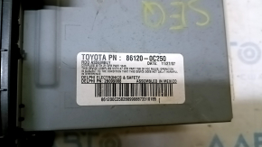 Toyota Sequoia 2008-2009 radio tape recorder scratches