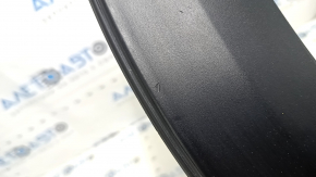 Rear right fender arch trim for Kia Niro 17-22, structure, scratches