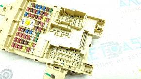Fuse box under the dashboard Kia Niro 17 HEV