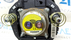 Kia Niro 17-21 black steering wheel airbag, rusty squib, oxidation on the emblem