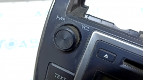 Toyota Camry V50 12-14L tape recorder, radio, CD player, frame cracked, buttons worn out