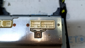 Toyota Camry v50 12-14L tape recorder, radio, CD player scratches