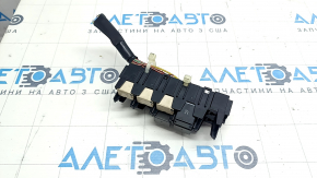 Right under-dash relay block for Subaru Forester 17-18 SJ