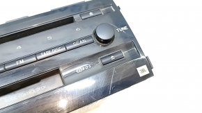 Toyota Prius 2005 JBL 6-CD Radio with scratches