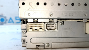 Radio tape recorder for 6 discs Toyota Prius 20 04-05 JBL scratches, missing button
