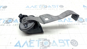 Signal low Ford Bronco Sport 21-25 with bracket