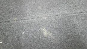 Kia Niro 17-22 HEV trunk floor is black, under the tray, needs cleaning, scratches on the handle