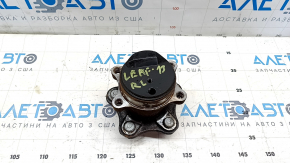 Rear left hub Nissan Leaf 13-16