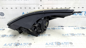 Kia Niro 17-19 HEV, PHEV, right front headlight assembly, with bracket, halogen, LED DRL, polishable, without seal, scratches, sand, cobwebs on the glass