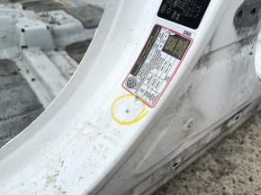 The central left body pillar of the Kia Niro 17-22 HEV on the body, bumps