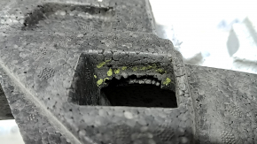 The front bumper absorber of the Volvo XC90 16-23 is broken.