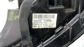 Volvo XC90 16-22 LED outer left fender light, scratches, microcracks in the glass