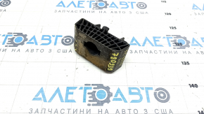 Volvo XC90 16-22 rear right jack, type 1, dented
