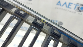 Black Volvo XC90 16-19 grille with badge, chrome frame, no camera, sand