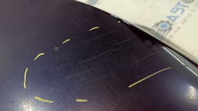 The Lexus RX350 RX450h 10-11 trunk spoiler is burnt out, scratched, and the mounting is broken.