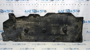 The front right underbody protection of a Honda Accord 2023-24 is torn.