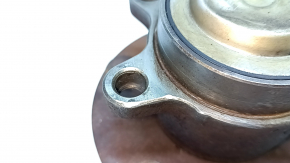 The rear right hub of a Honda Insight 19-22 has stripped hub mounting threads.