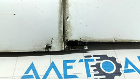 Left side sill for Volvo XC90 16-25 with seal, white, torn seal, dented, broken fasteners