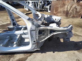 Volvo XC90 16-23 front right quarter panel on the body, white