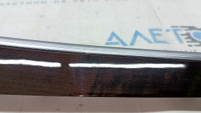 Molding for the front left door panel trim of a Volvo XC90 16-21, birch wood, with seat memory, backlit, scratches