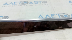 Molding for the front left door panel trim of a Volvo XC90 16-21, birch wood, with seat memory, backlit, scratches