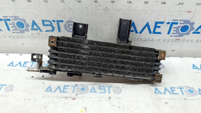 The transmission cooling radiator is bare for a Lexus RX450h 10-15, the bolts are broken.