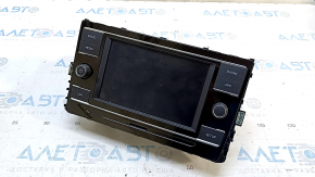 VW Jetta 19-19 6.5" Touchscreen Radio Tape Scratches