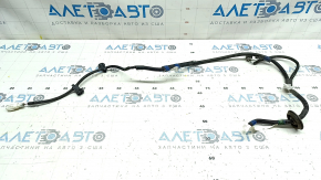 Rear bumper wiring for a Lexus RX350 RX450h 10-12 pre-restyling model, without parking sensors